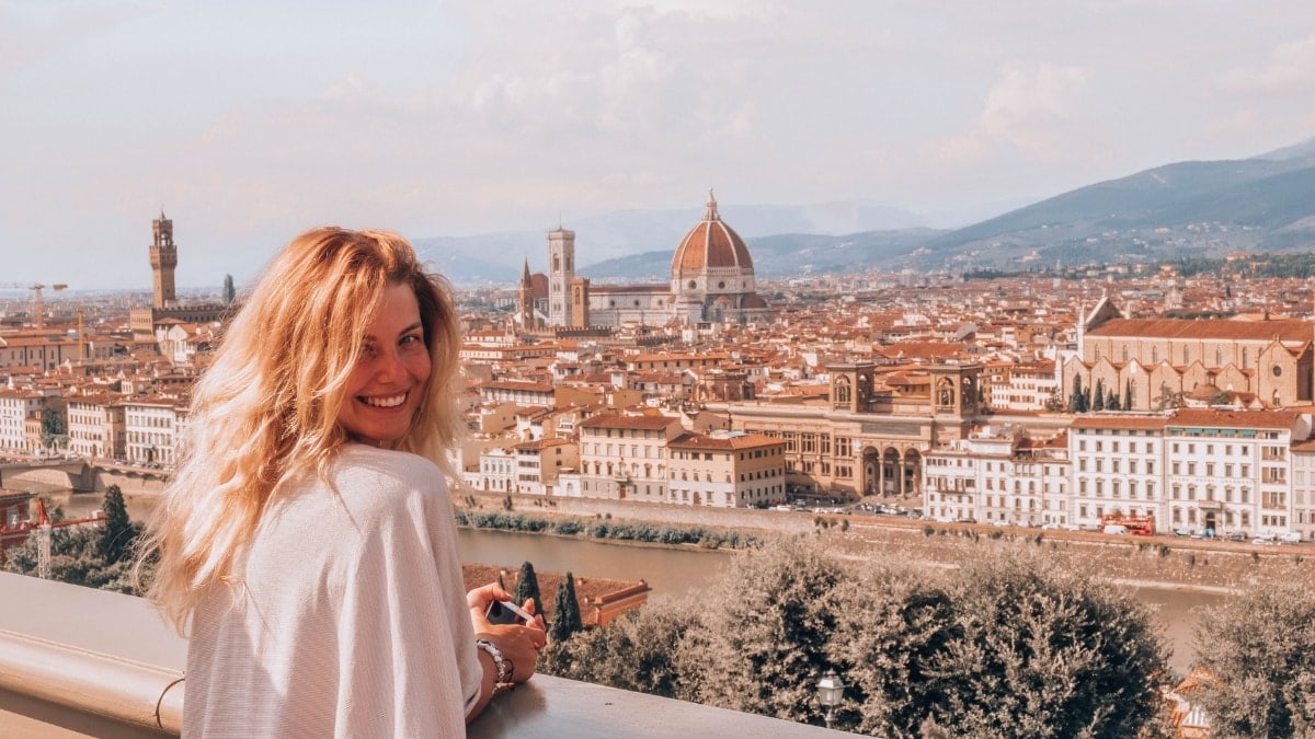 Toskánsko, Itálie: 27 nejkrásnějších míst a 7denní itinerář + mapa 2 Lucka na návštěvě Florencie v Toskánsku.