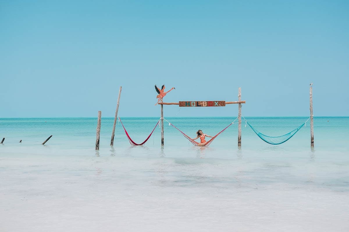 Plaża Jukatanu na meksykańskiej wyspie Holbox