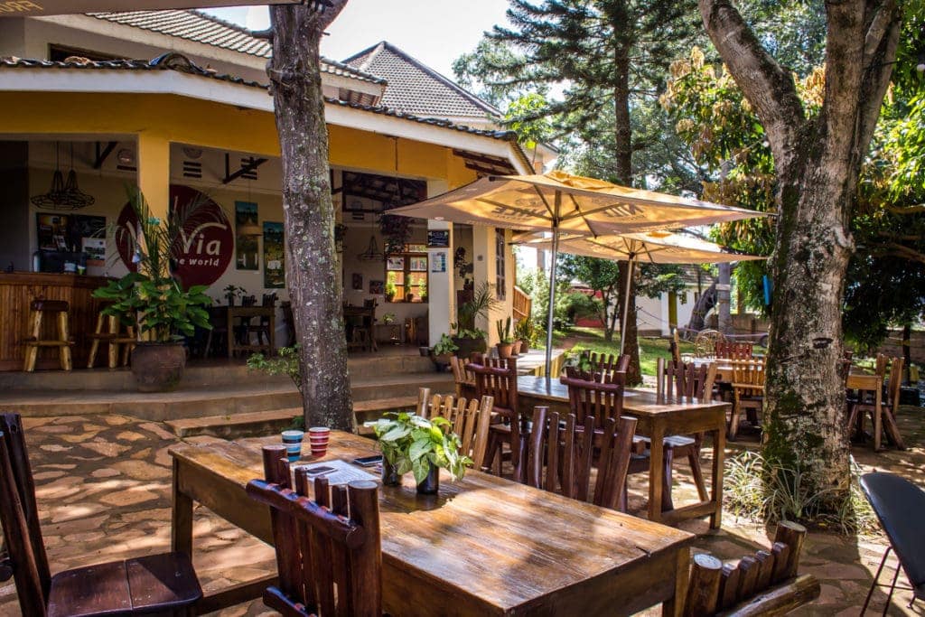 Guset House Via Via je takové bezpečné útočiště. Ráj za plotem obehnaným ostnatým drátem.