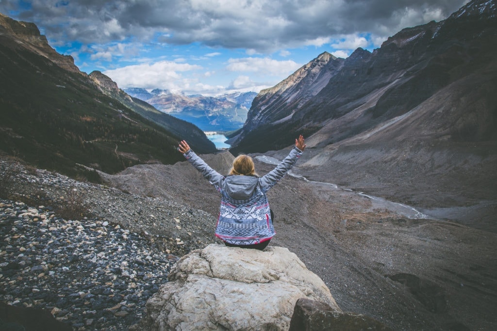 Výhled z Plain of Six Glaciers 