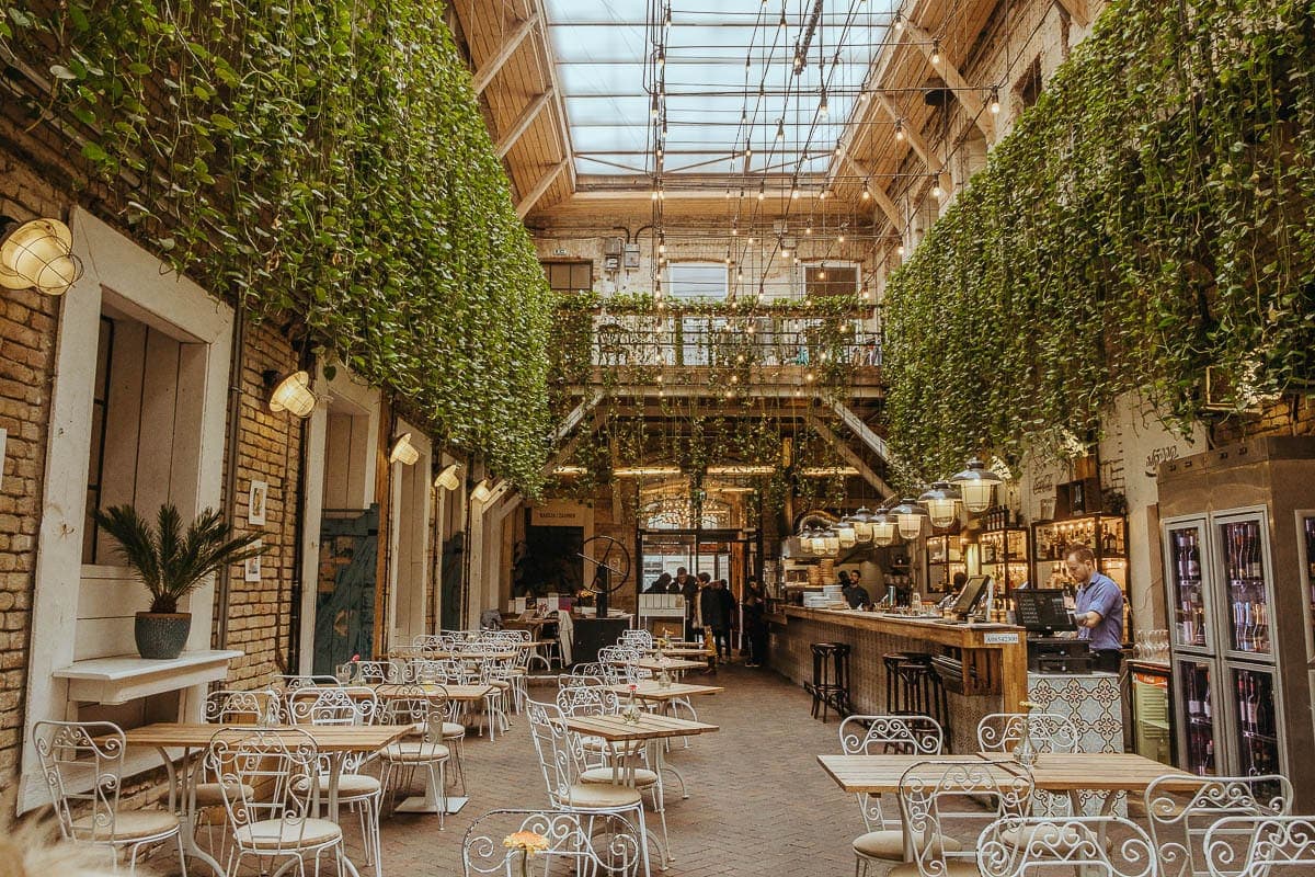 Mazel Tov restaurant