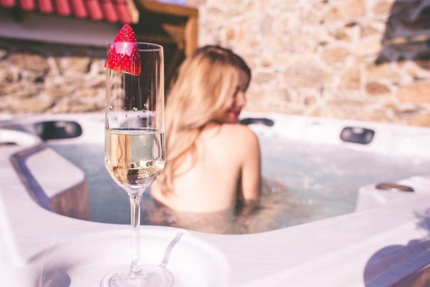 Chalupa Sokolík jacuzzi