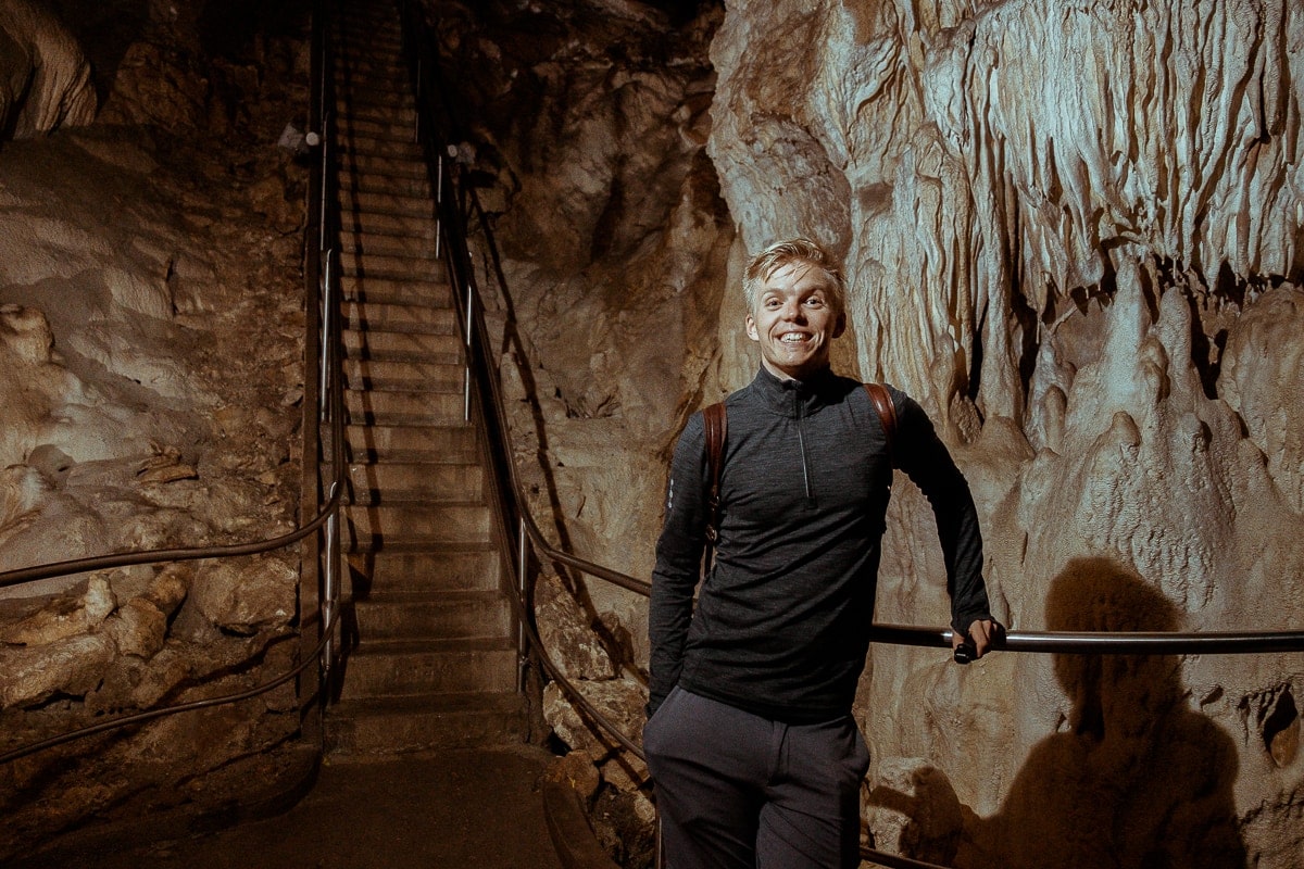 Ragazzo nella grotta di Harmanec