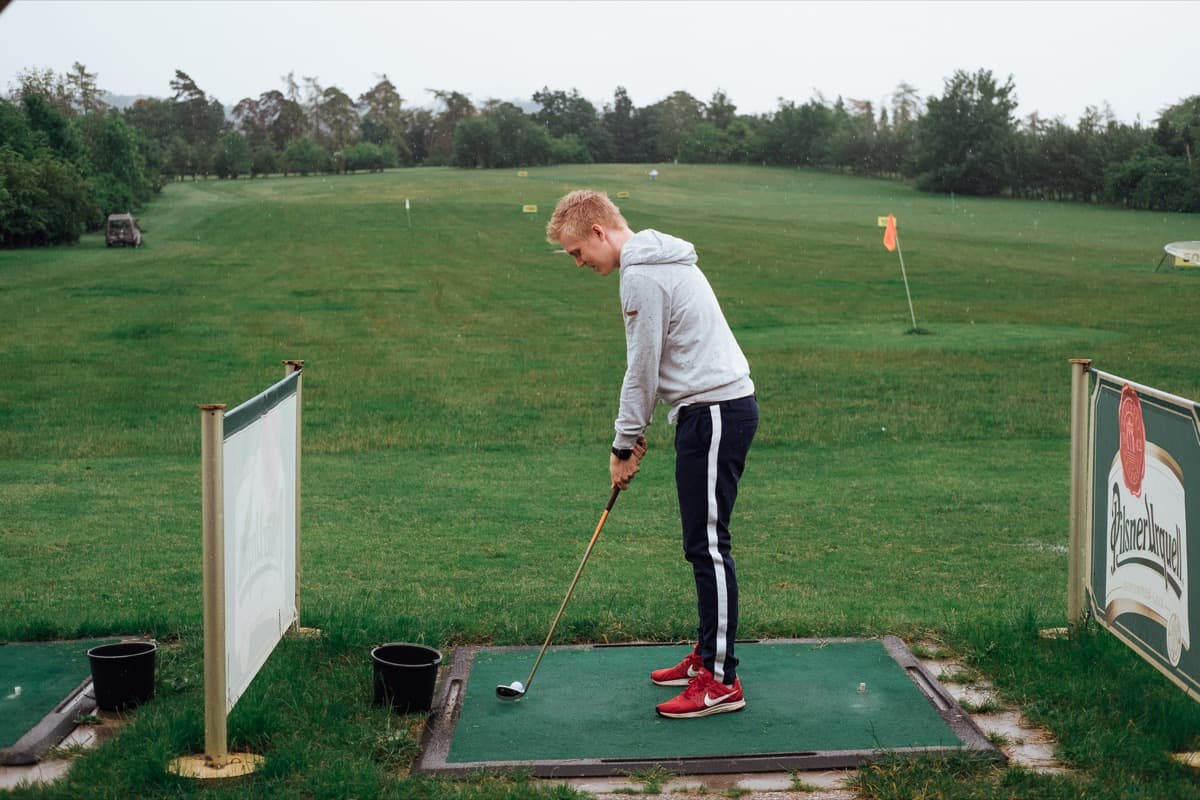 Golf Hořehledy - Víkend plný golfu pro začátečníky i pokročilé 5 Lukáš poprvé na golfu