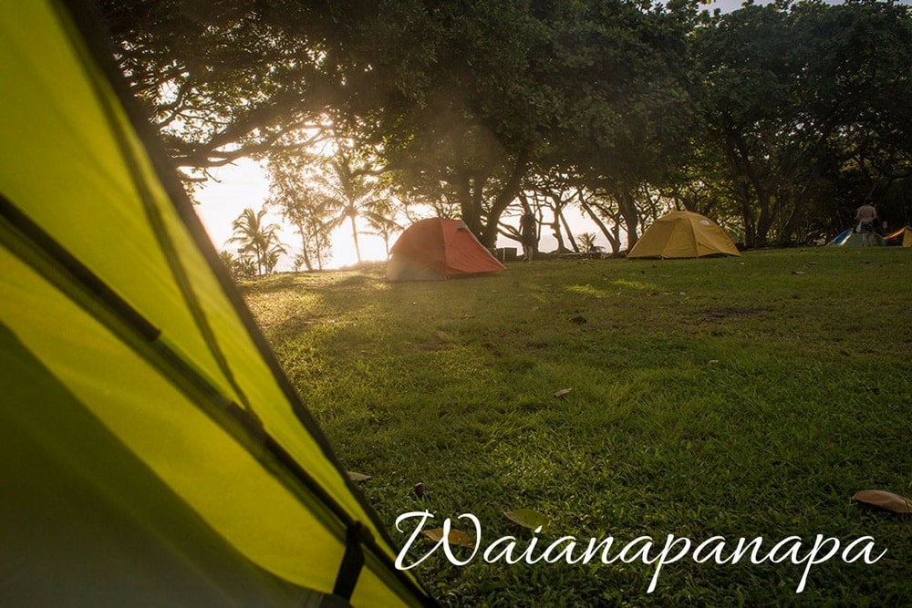 waianapanapa beach park maui hawaii