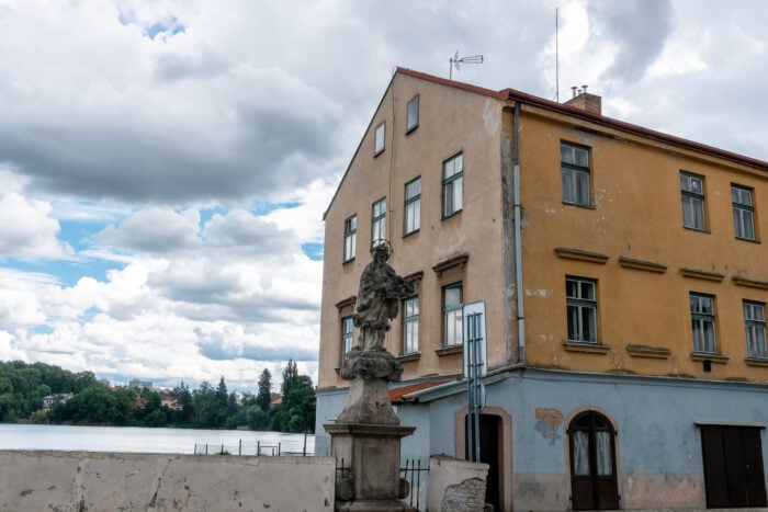 Statua di Giovanni Nepomuceno a Jindřichův Hradec