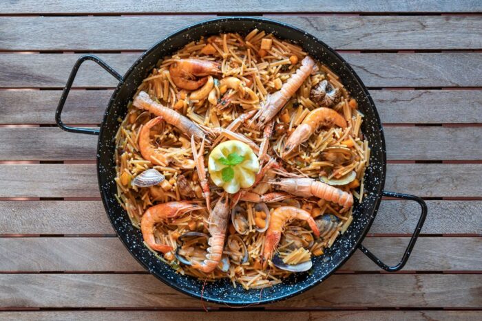 Fideuá – piatto simile alla paella