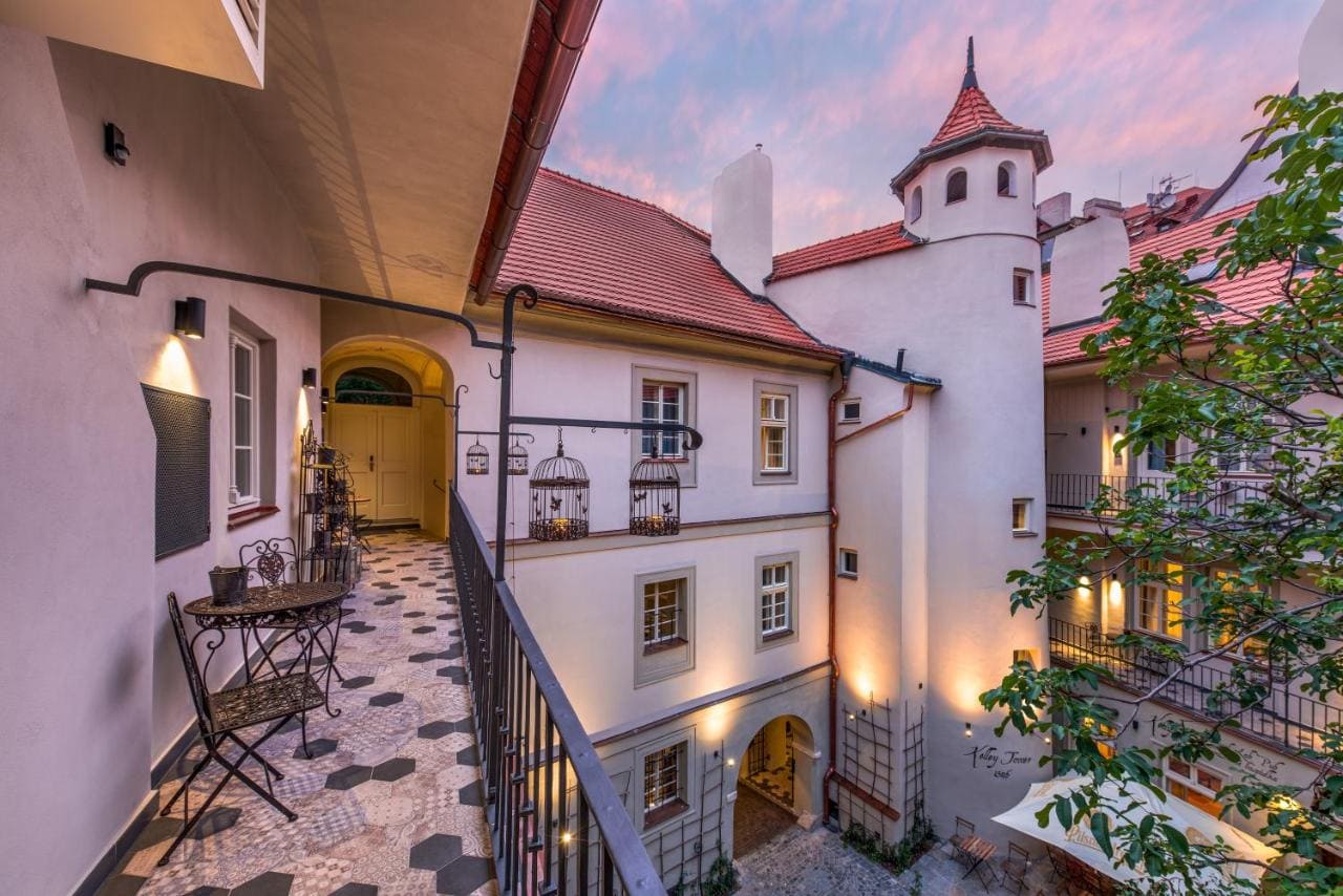 MOOo by the Castle – hotel romantico con vista sul Castello di Praga