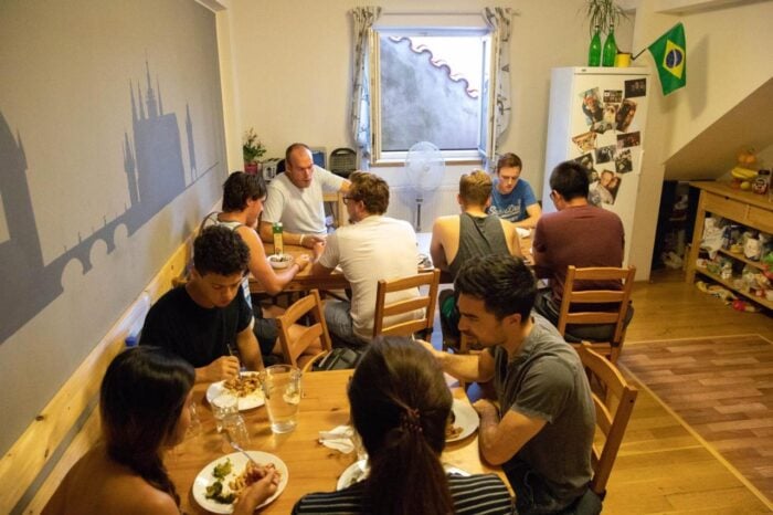 Onefam Míru – nejlevnější hostel v Praze