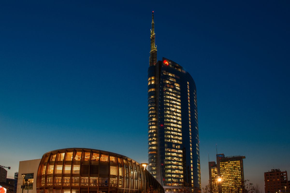 Piazza Gae Aulenti