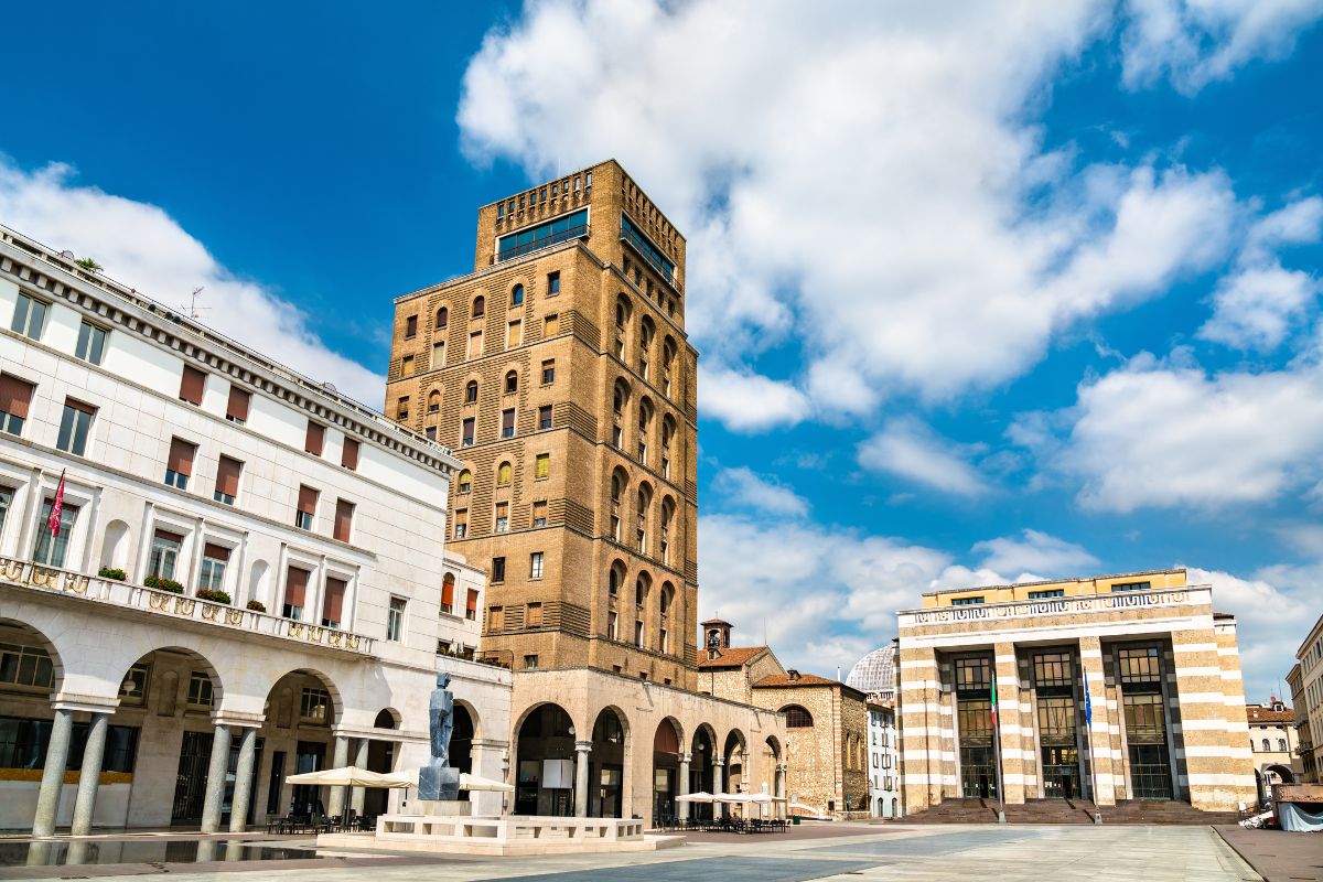 Piazza della Vittoria