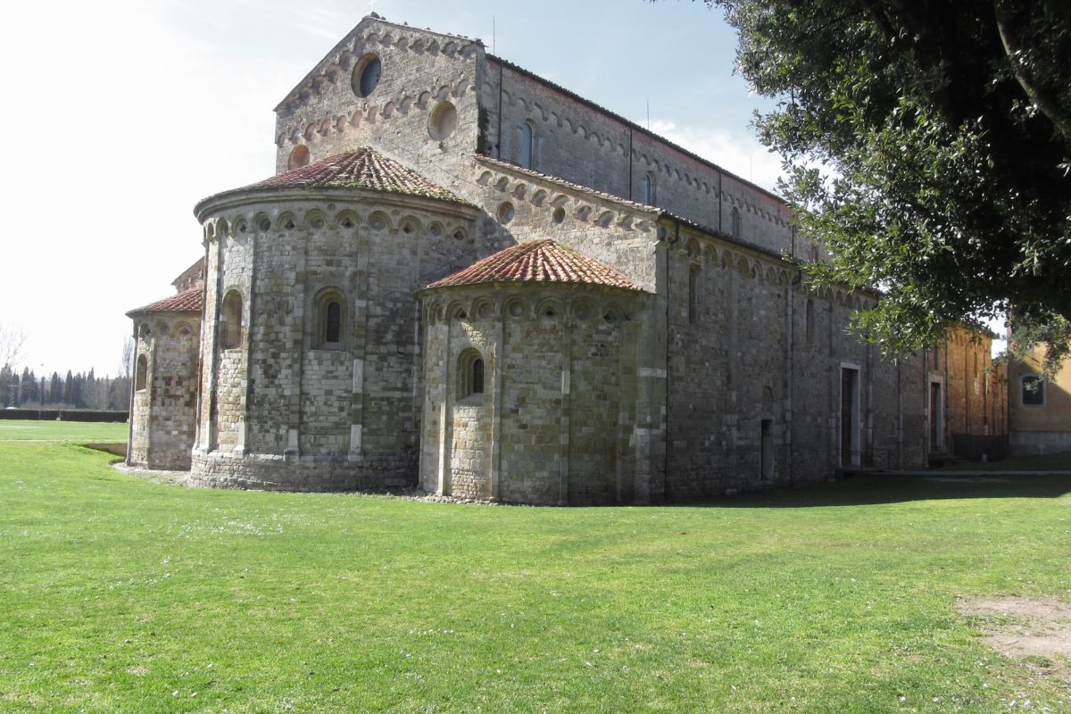 Basilique San Piero a Grado