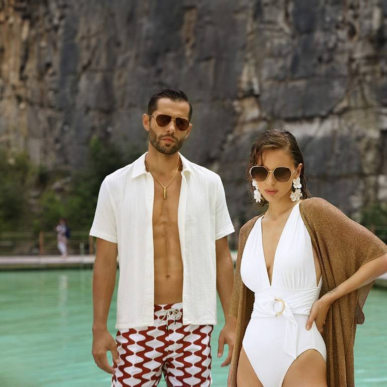 Dokonalé balení – módní nezbytnosti pro vaši dovolenou